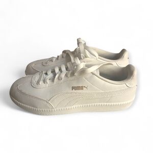 White AthlePUMA Roma Women's Sneakers – White, Size 8 Sneakers